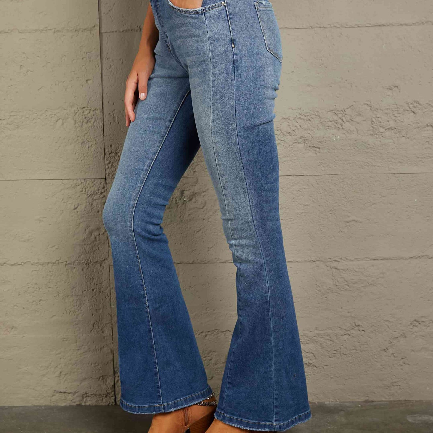 Baeful High Waist Flare Jeans with Pockets