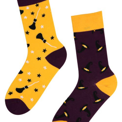 HOCUS POCUS Halloween Socks With Brooms And Witch Hats