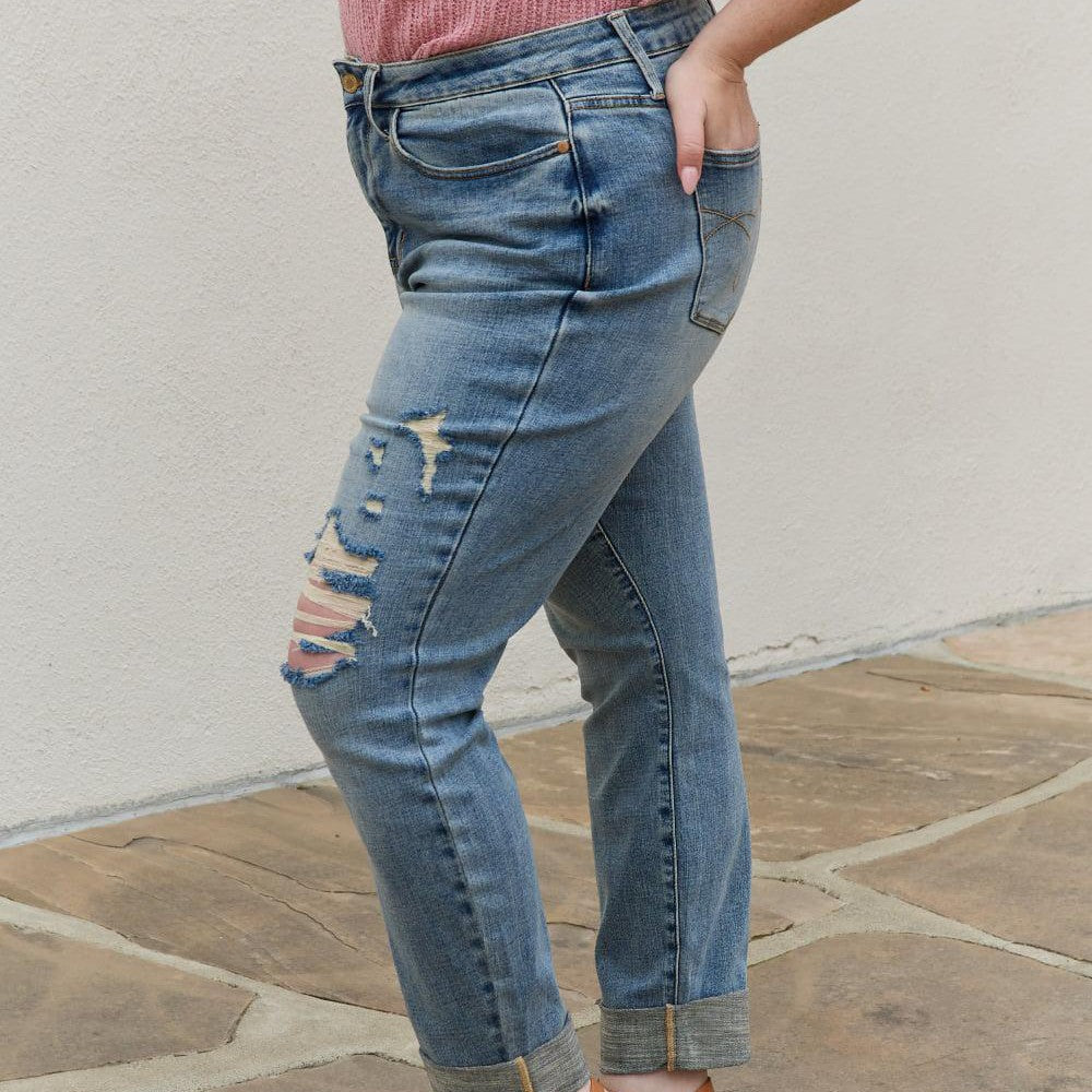 Judy Blue Macy Full Size Mid Rise Boyfriend Jeans